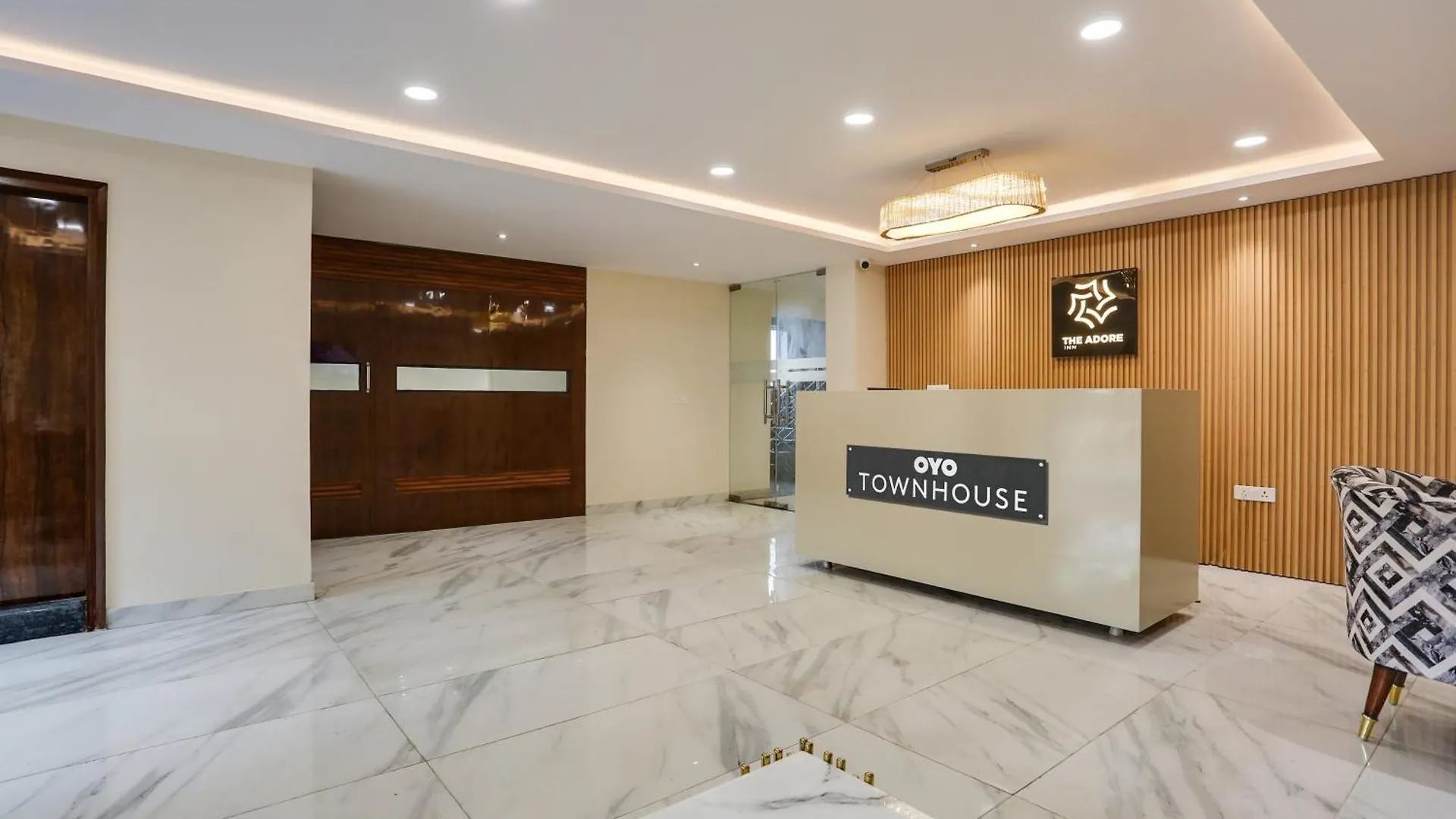 Townhouse The Adore Inn Gurgaon