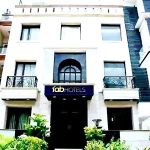 Good Will Residency - Cyber Hotel