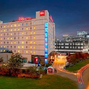Ibis Golf Course Road - An Accor Brand グルガウン