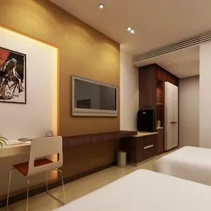 Vipul Grand Hotel