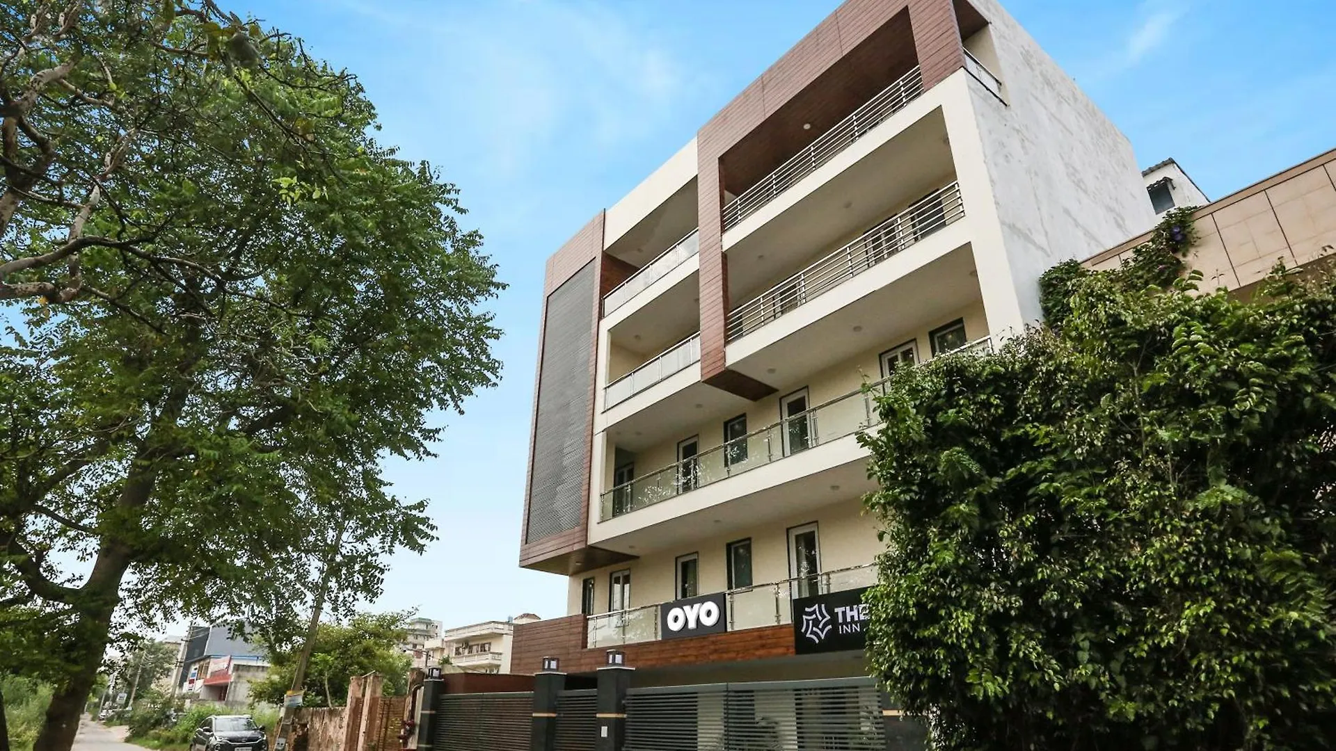 Townhouse The Adore Inn Gurgaon India
