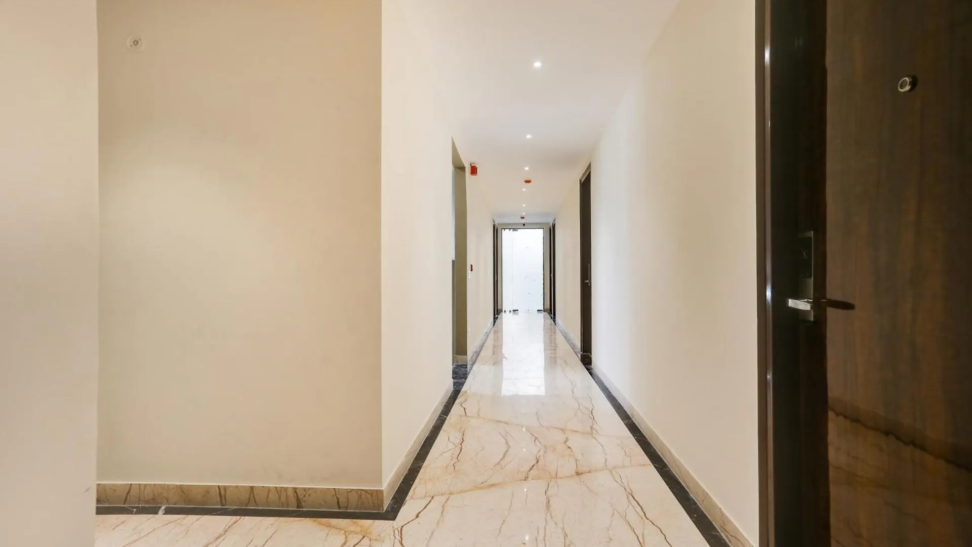 Townhouse The Adore Inn Gurgaon