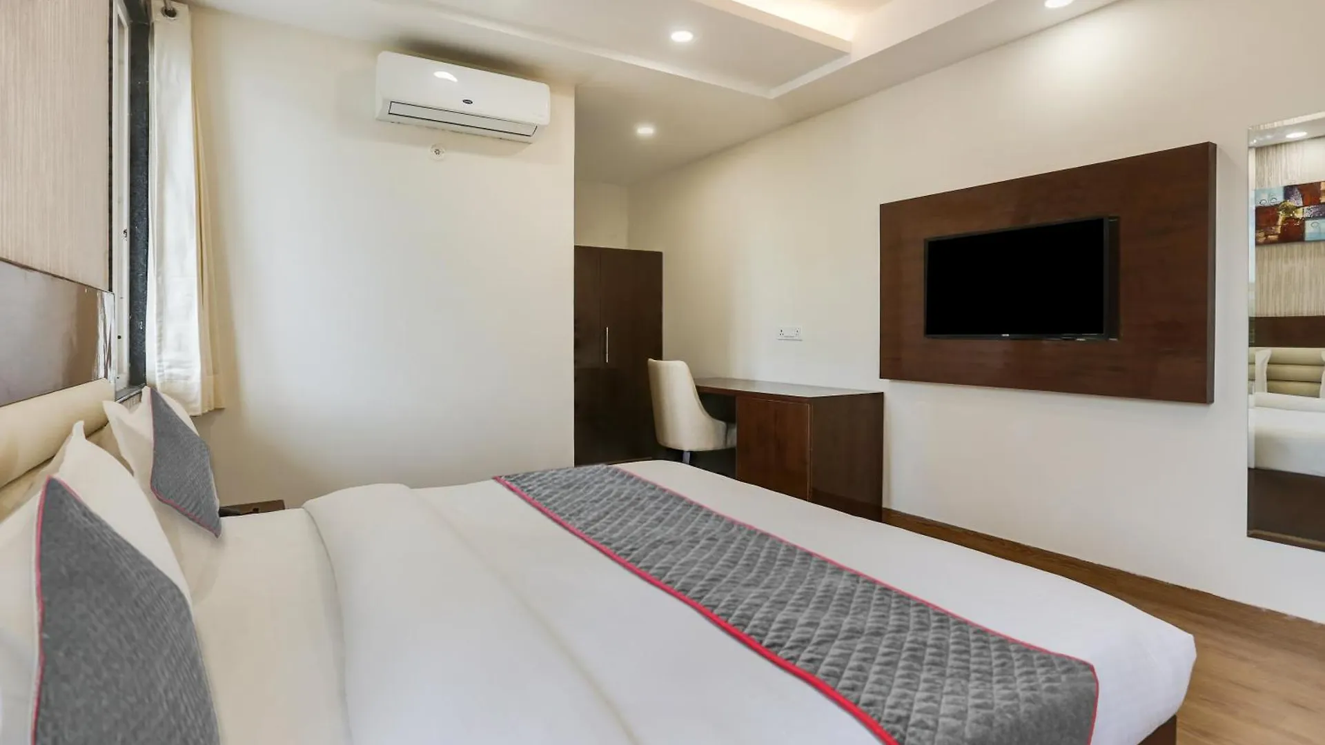 Hotel Townhouse The Adore Inn Gurgaon