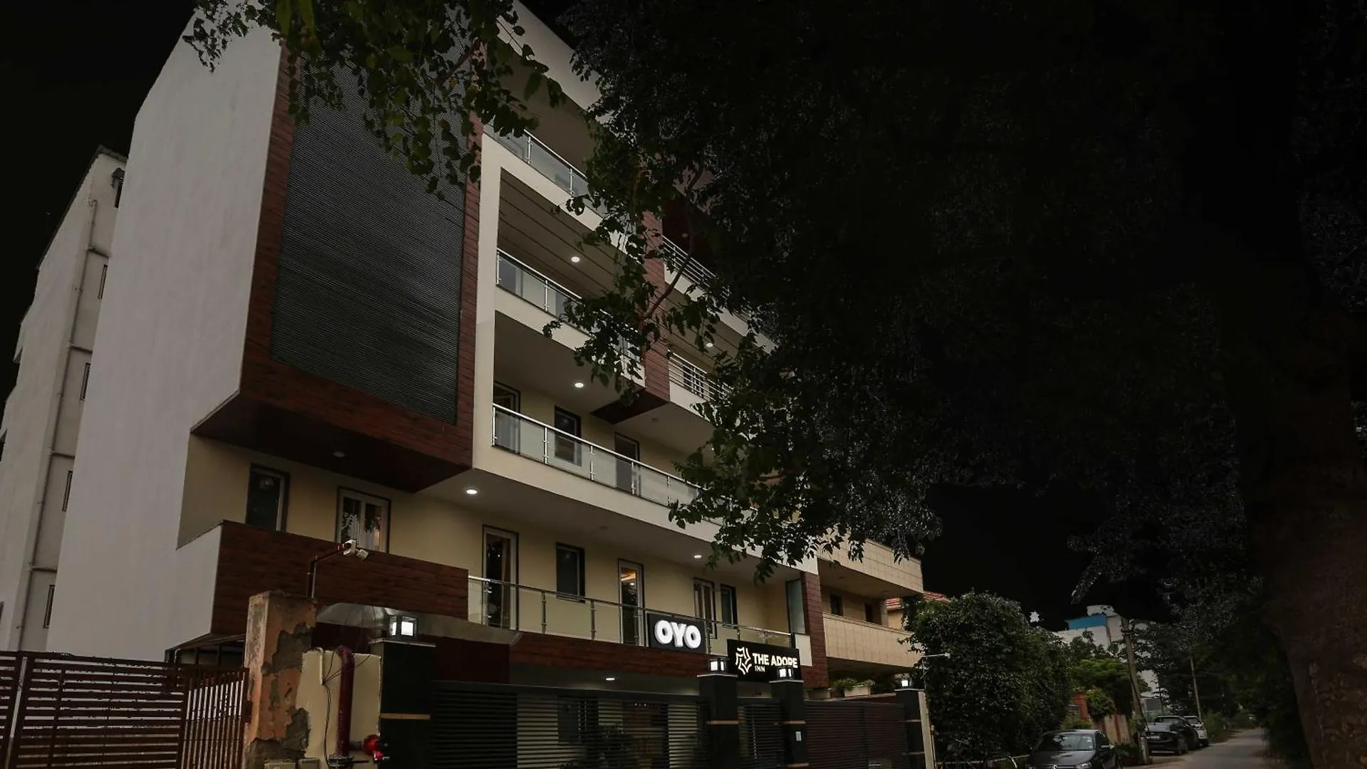 Townhouse The Adore Inn Gurgaon