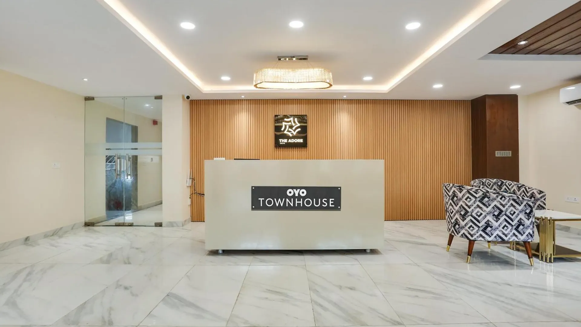 Townhouse The Adore Inn Gurgaon