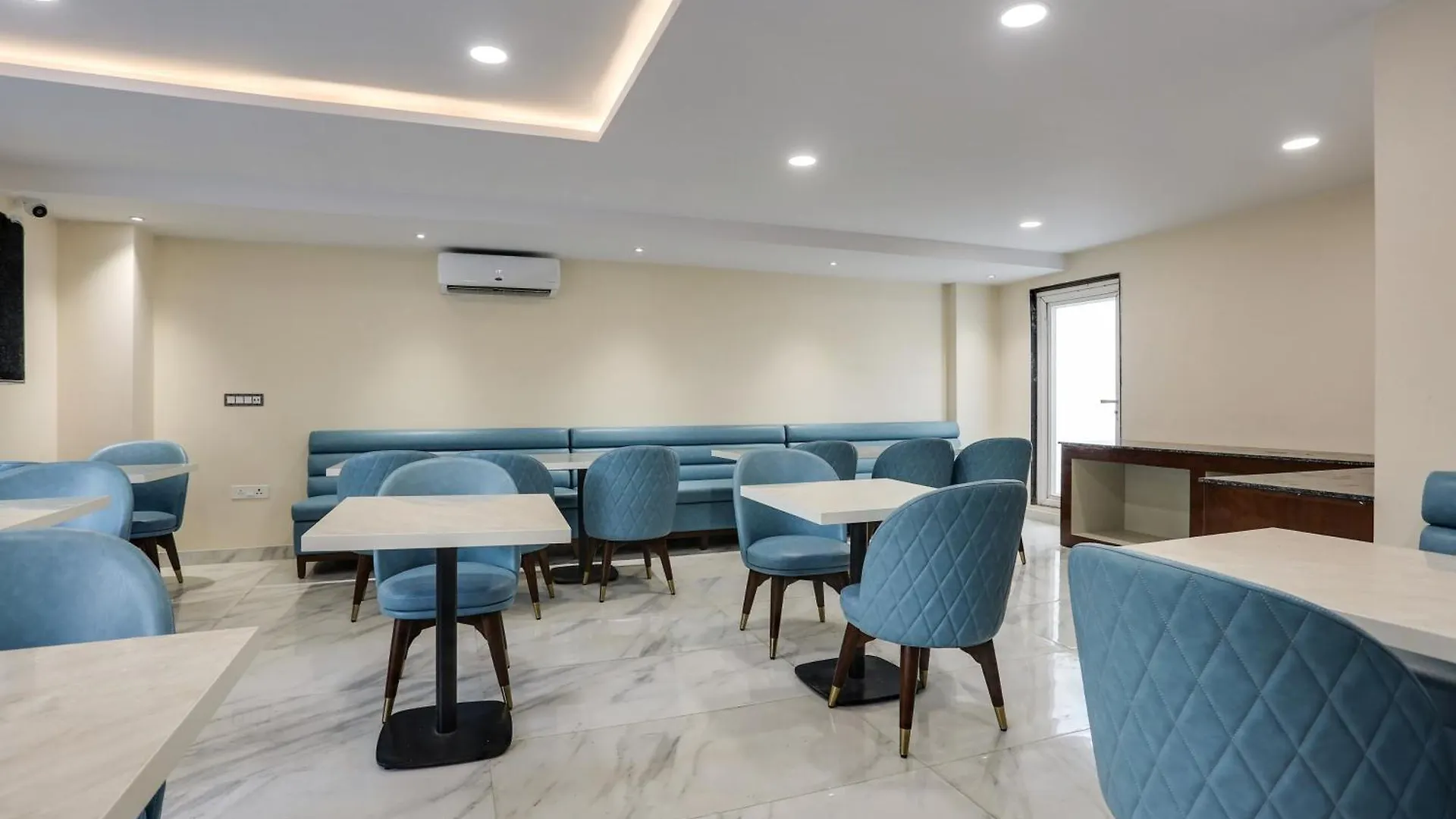 Hotel Townhouse The Adore Inn Gurgaon